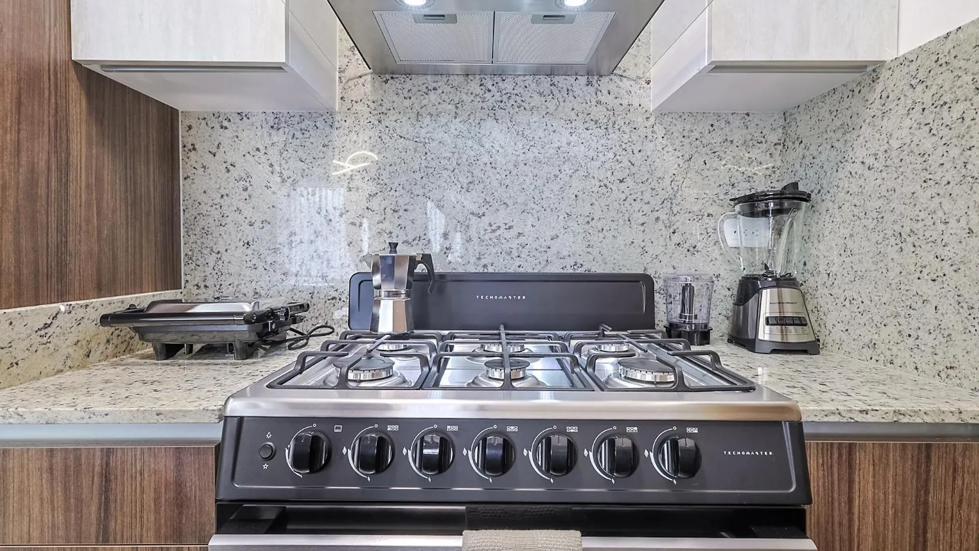 Charming City Center Apt, Pool Santo Domingo Apartment
